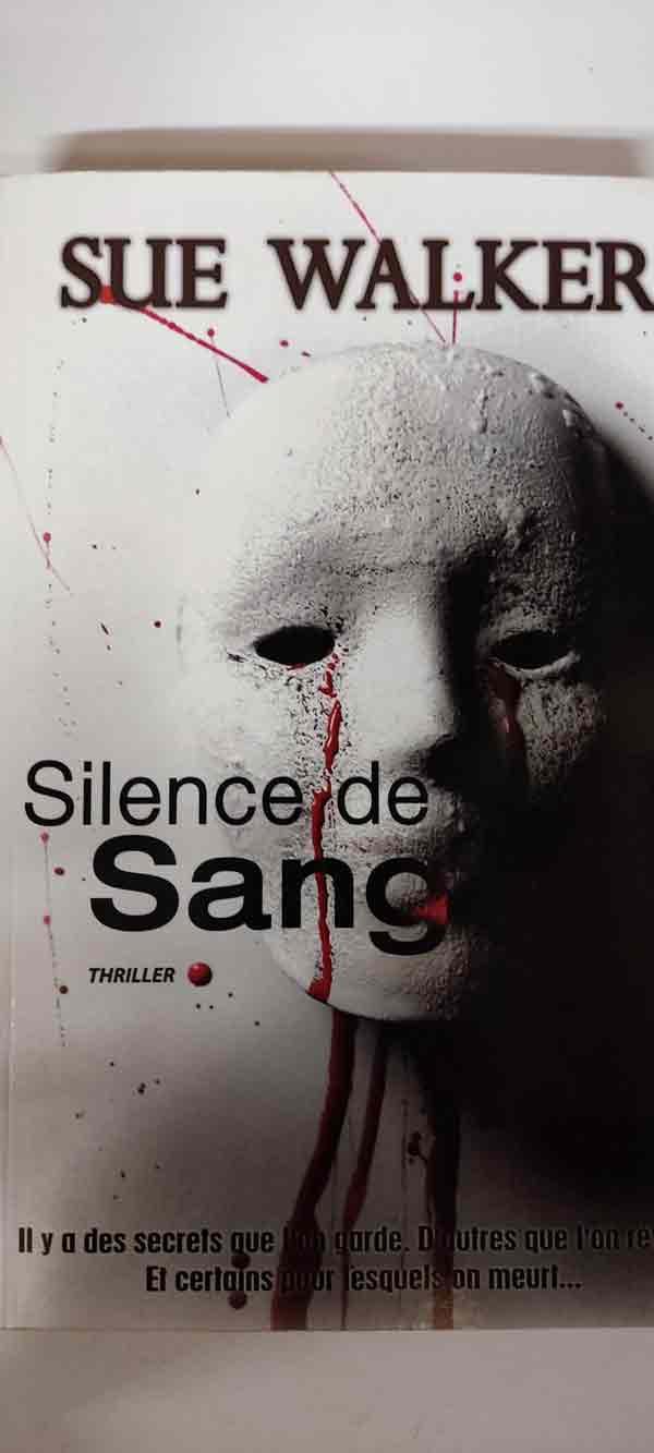 Silence de sang : livres pas cher d'occasion, de seconde main de l'association Lire et Créer