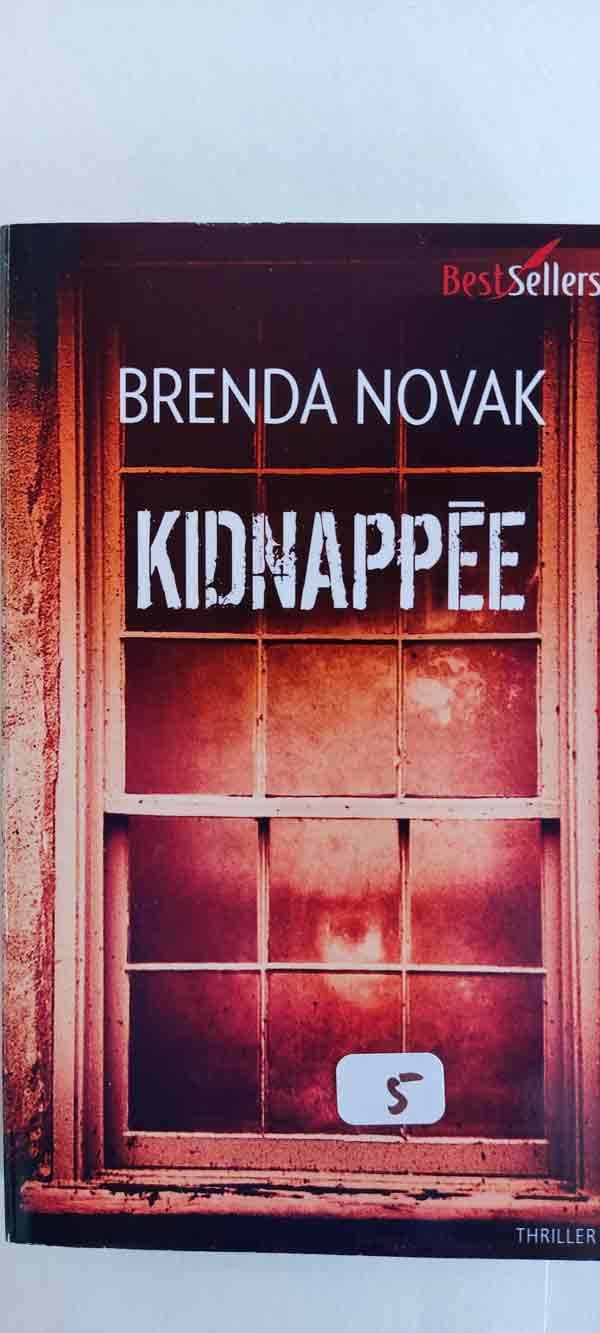 Kidnappée : livres pas cher d'occasion, de seconde main de l'association Lire et Créer
