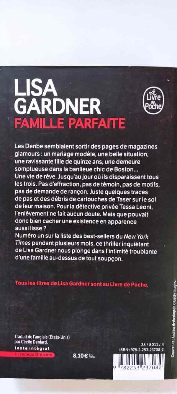 Famille parfaite : livres pas cher d'occasion, de seconde main de l'association Lire et Créer