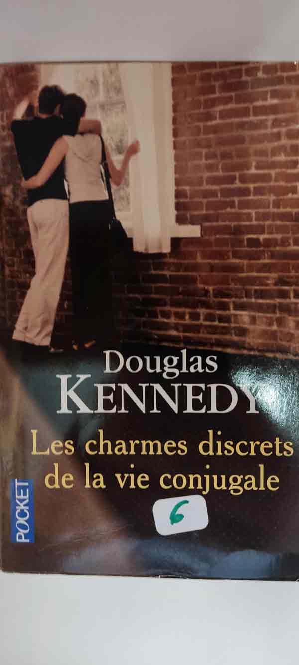 Les charmes discrets de la vie conjugale : livres pas cher d'occasion, de seconde main de l'association Lire et Créer